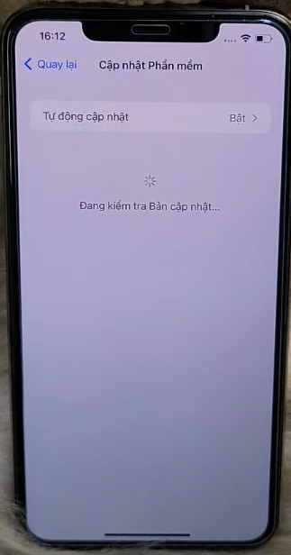 iPhone bị mất tiếng khi gọi