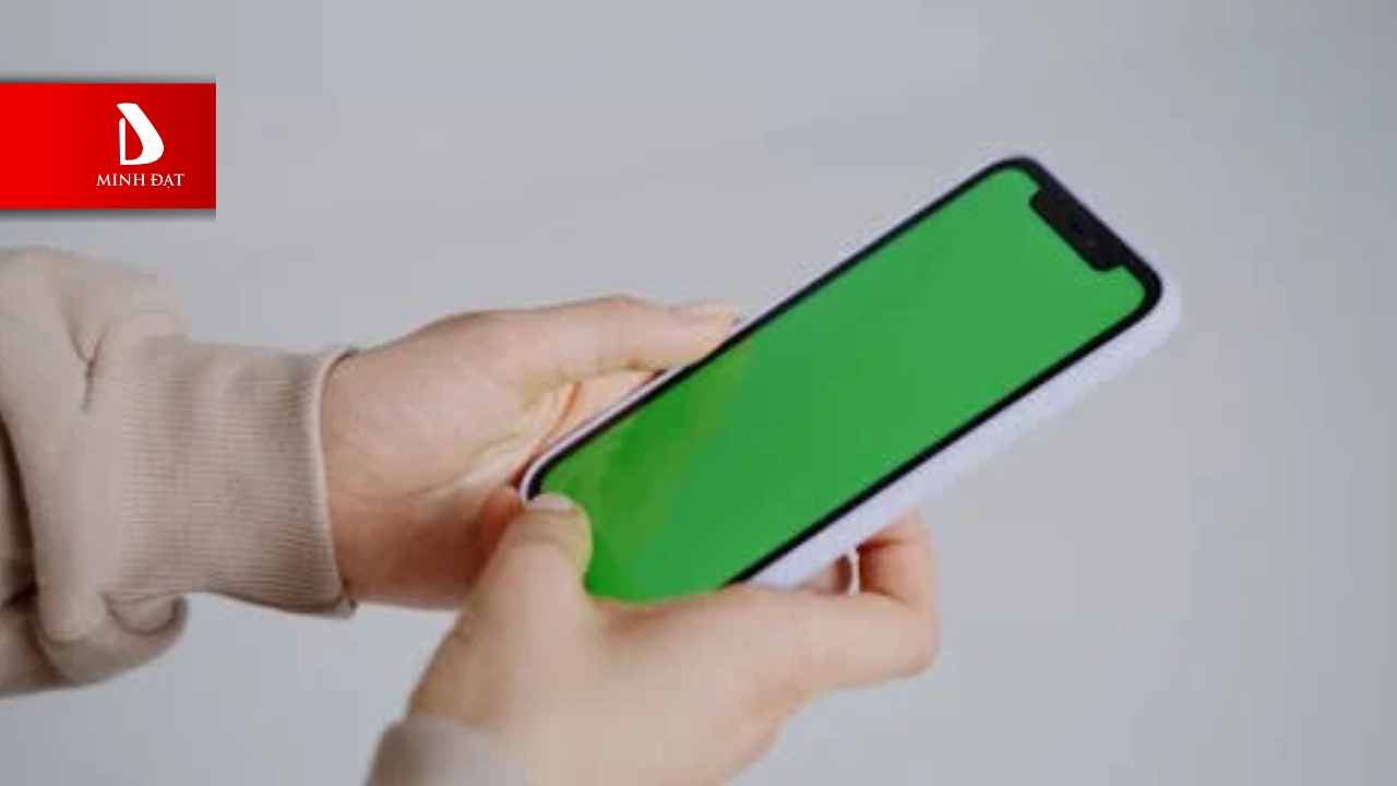 Điểm Danh Các Dòng iPhone "Dễ Bị Xanh Màn"