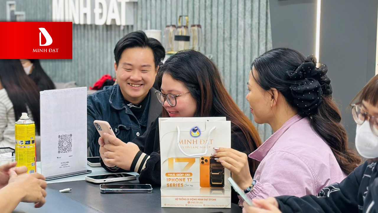 Chọn mua iPhone ở cửa hàng bán lẻ? Ưu và nhược điểm