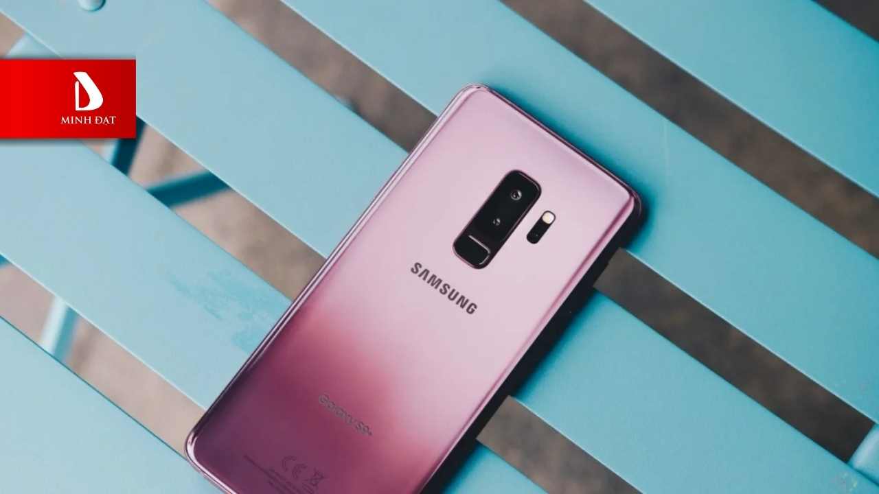 Camera Samsung Galaxy S9 sẽ có khẩu độ thay đổi để đối đầu với iPhone