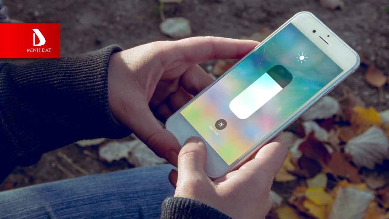iPhone bị điều chỉnh độ sáng lung tung? Top 3 cách khắc phục hiệu quả