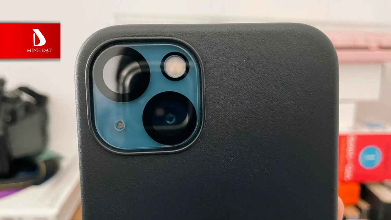 Có nên dán camera cho iPhone? Ưu và nhược điểm khi dán?