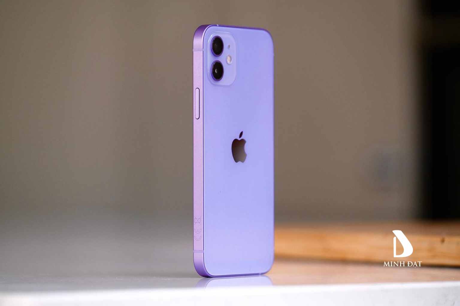 iPhone 12 màn đẹp cực kì phù hợp với học sinh