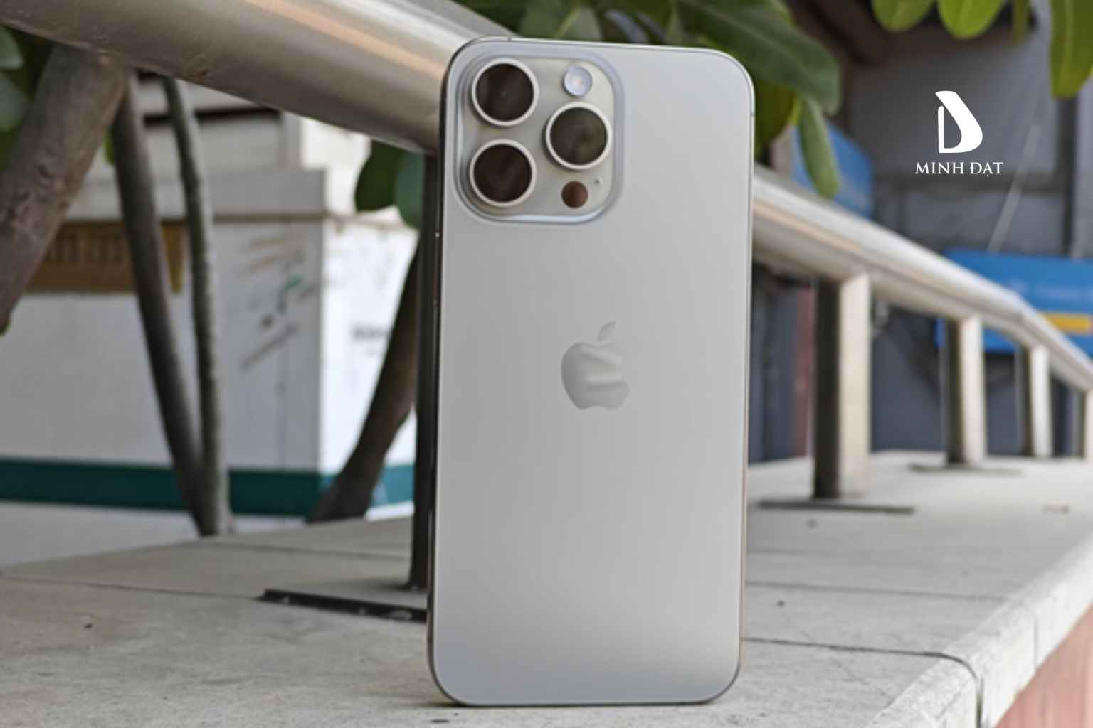 Nên chọn iPhone nào 2025