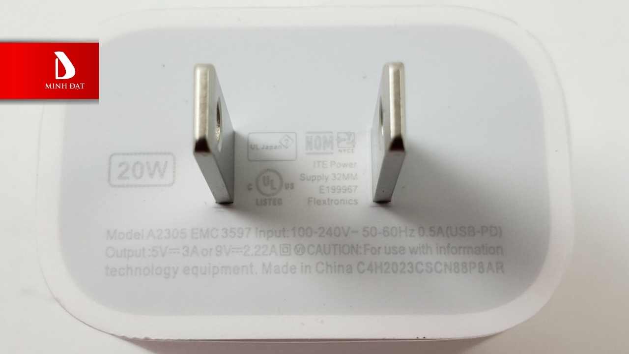 kiểm tra 1 củ sạc iPhone 20W chính hãng đúng chuẩn 100%